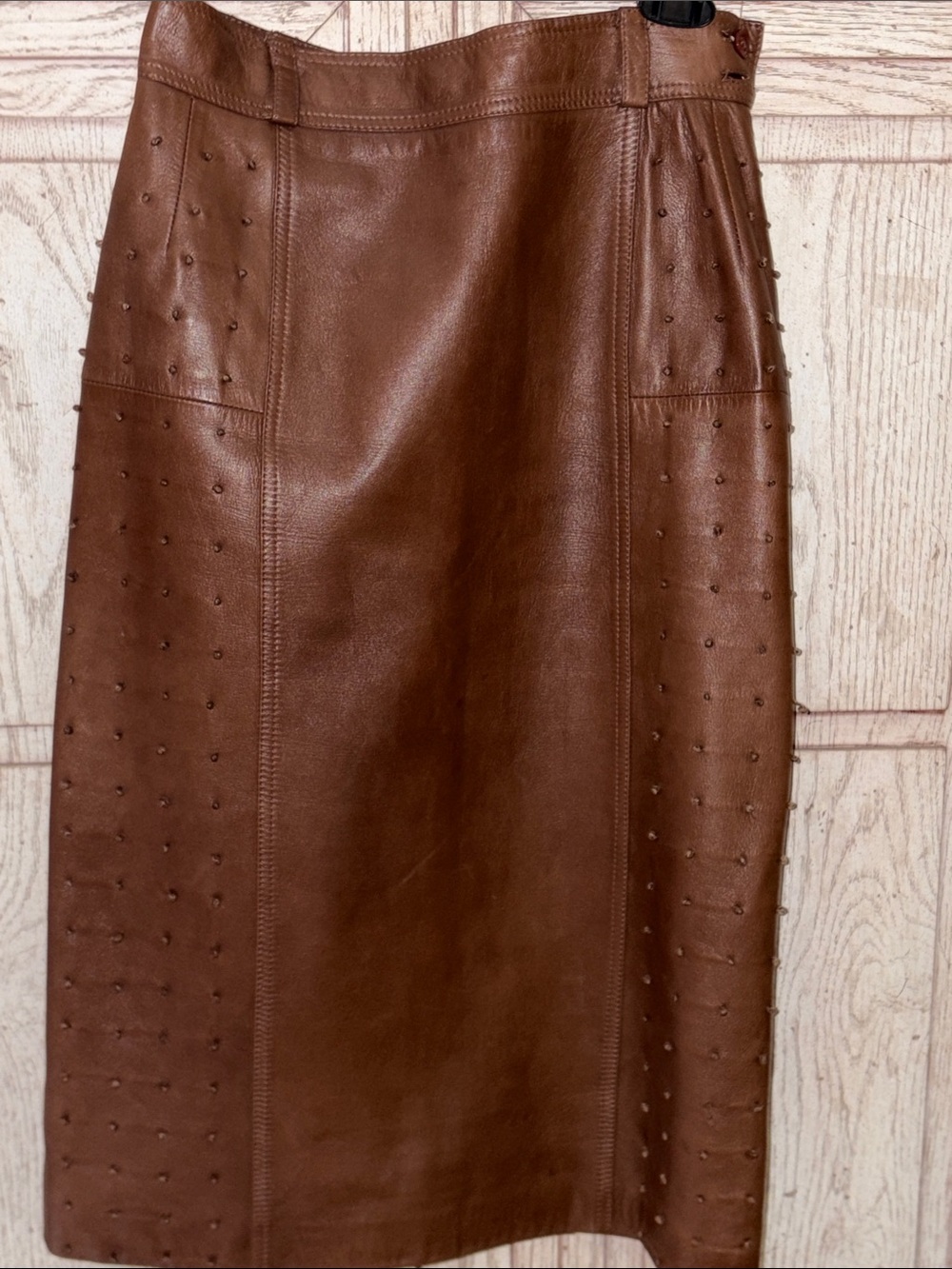 Loewe Brown Leather maxi skirt with Logo Tag. Size 42 EU